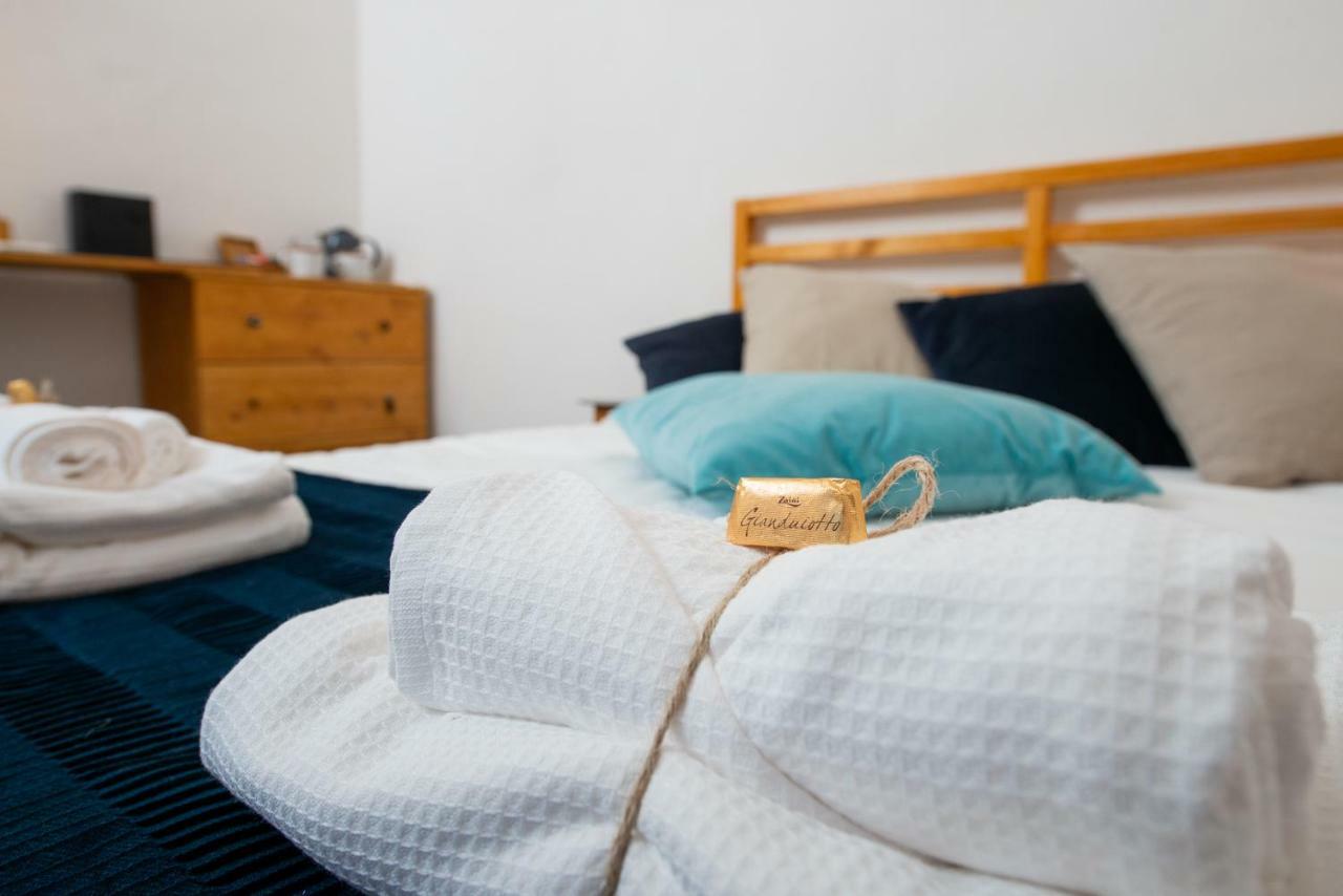 Light Blue - Apartment In The Middle Of Everything Torre Annunziata Extérieur photo